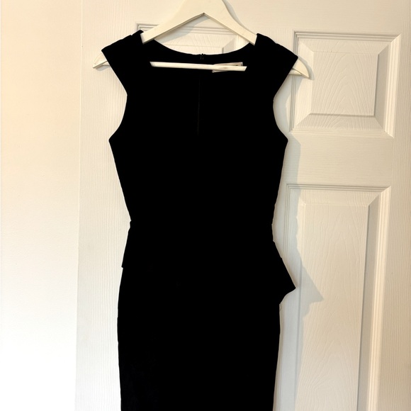 MYSTIC BLACK PEPLUM DRESS SIZE SMALL - Picture 3 of 3